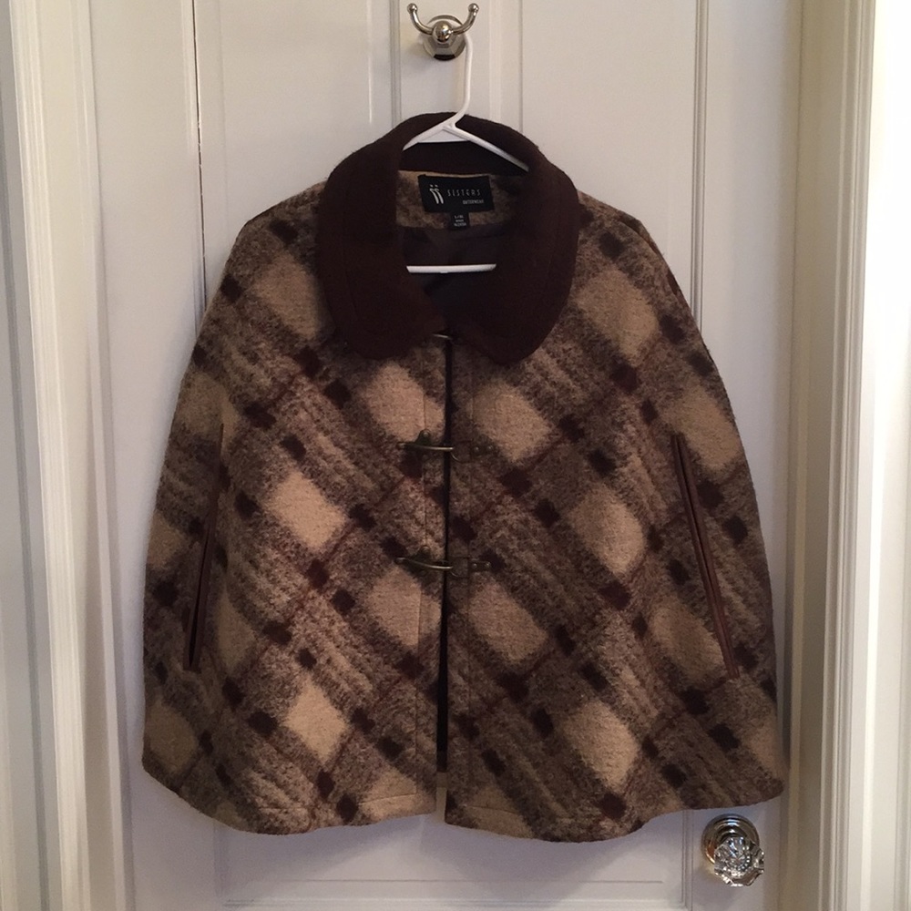 Fall Blanket Cape with Buckles
